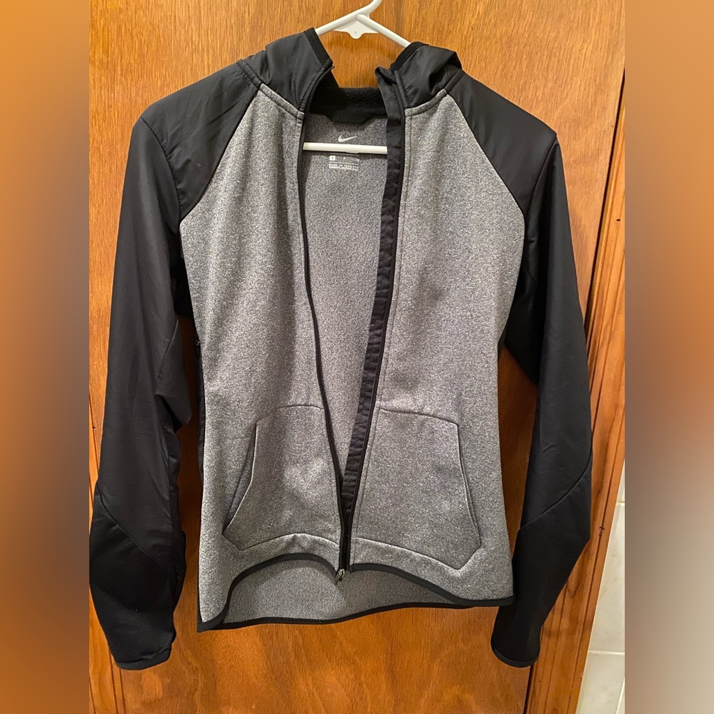 Women’s Nike Dri Fit hoodie